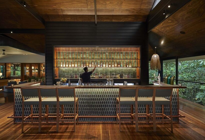 בית מלון כפרי Silky Oaks Lodge