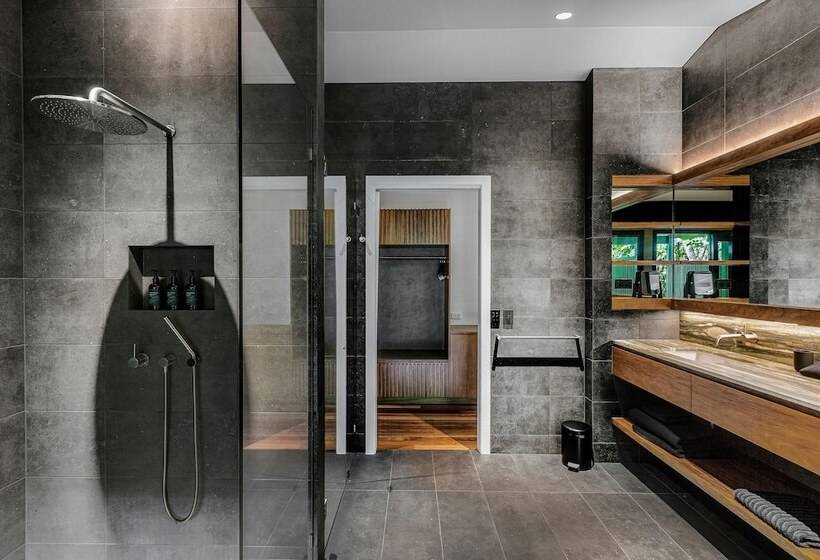 בית מלון כפרי Silky Oaks Lodge