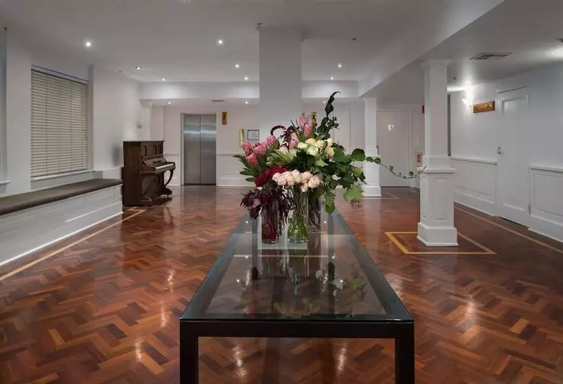 فندق The Victoria