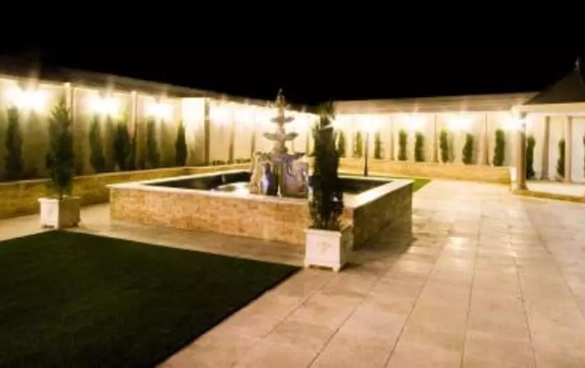 Hunts Hotel Liverpool