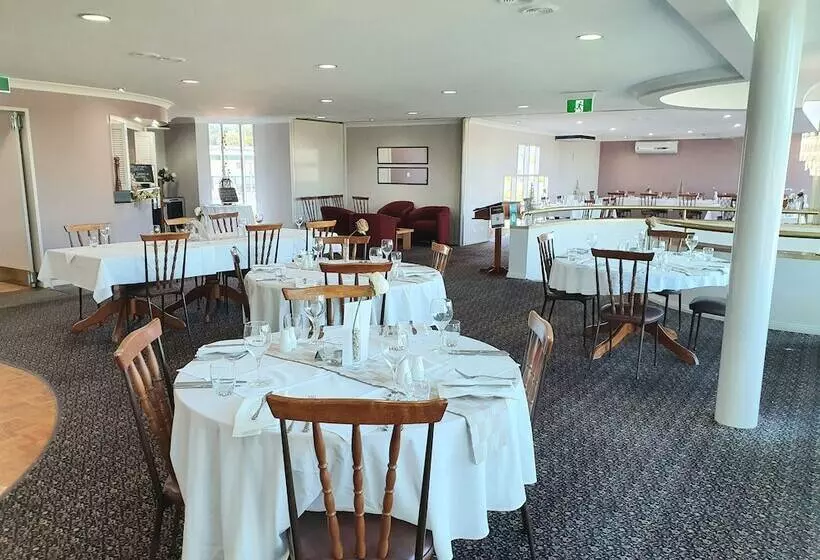 Mcnevins Maryborough Motel