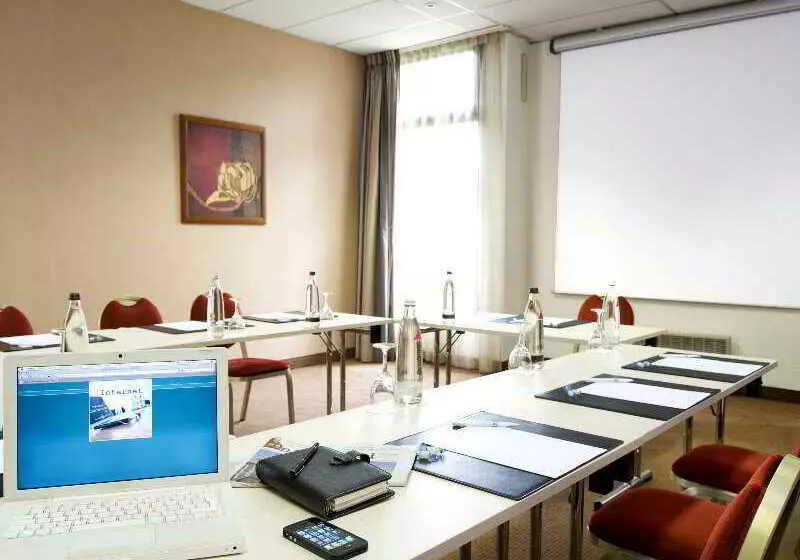 Penta Hotel Brussels Expo