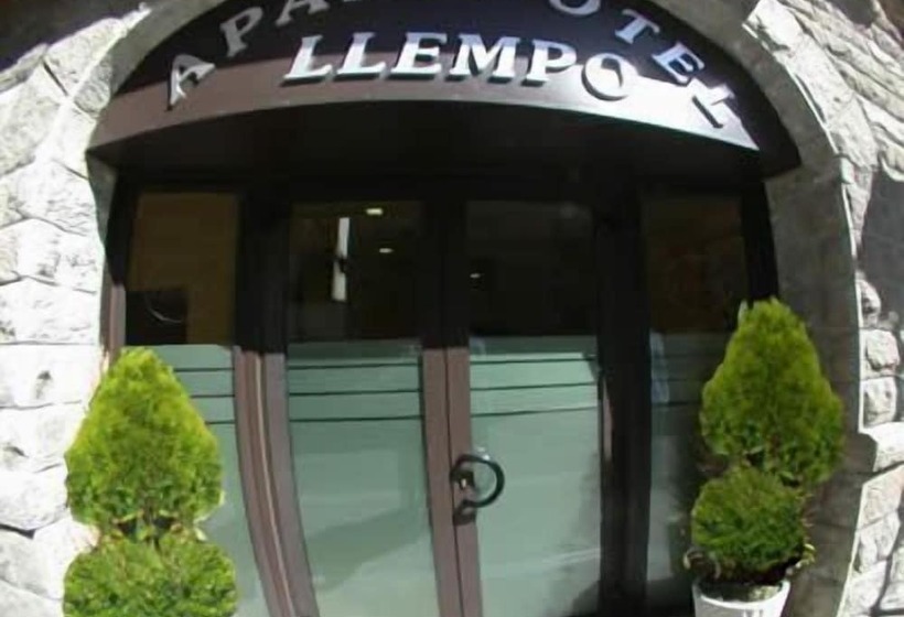 Aparthotel Llempó