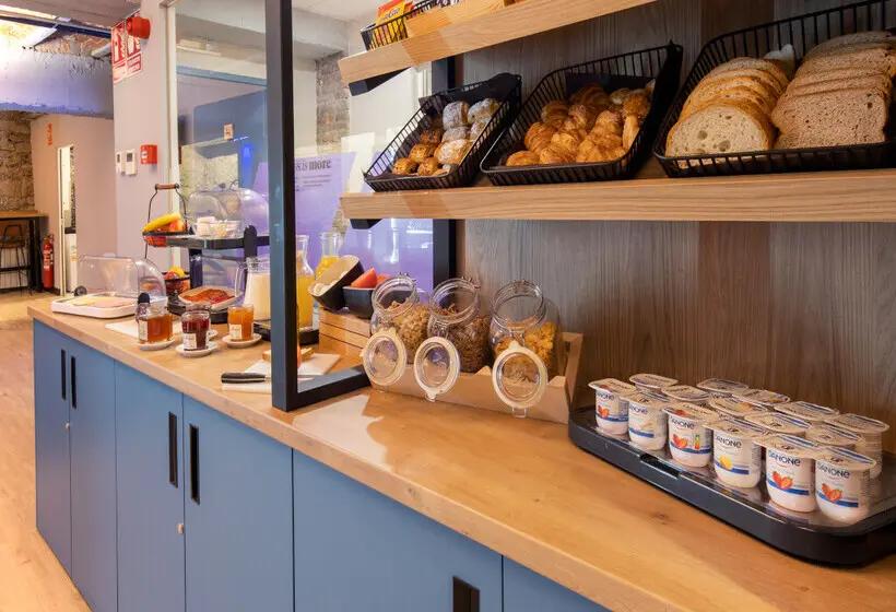 Font Andorra Hostel by Nexta
