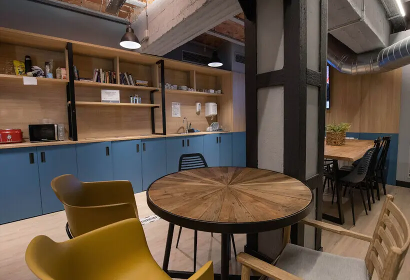 Font Andorra Hostel by Nexta