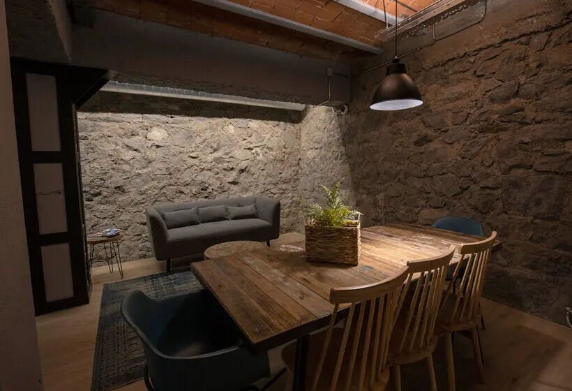 Font Andorra Hostel by Nexta
