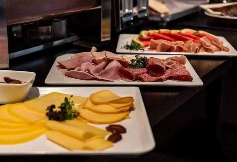 Отель Ambassador Bosten