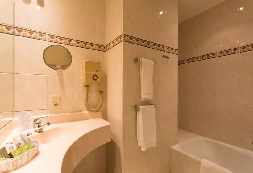 Отель Ambassador Bosten