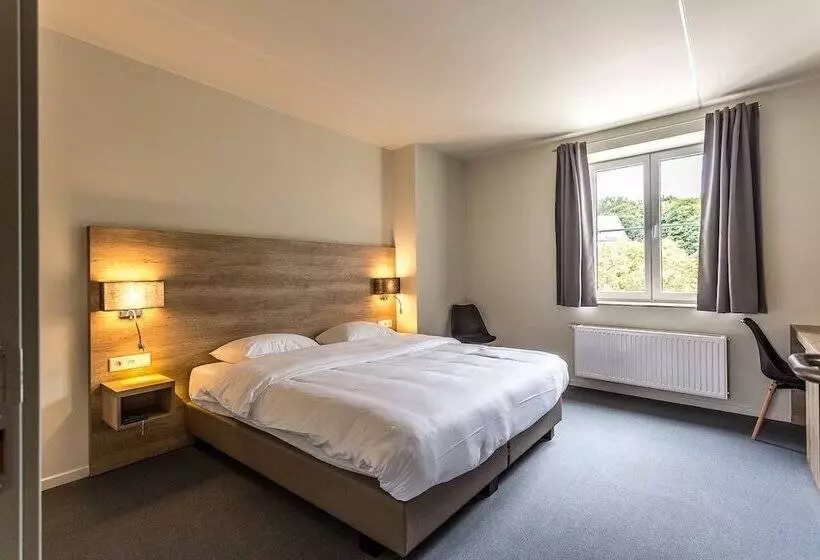 Отель Ambassador Bosten