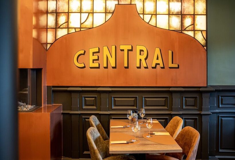 هتل Central