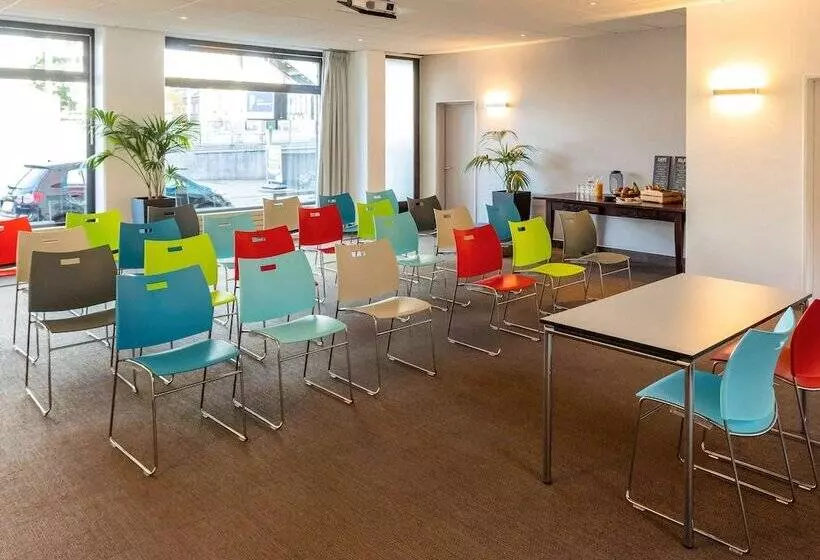 בית מלון כפרי Ibis Antwerpen Centrum