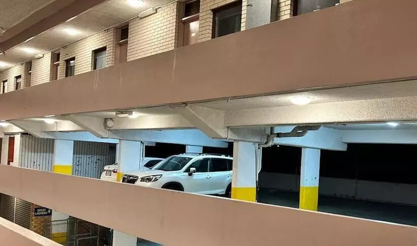 Отель Marco Polo Motor Inn Sydney