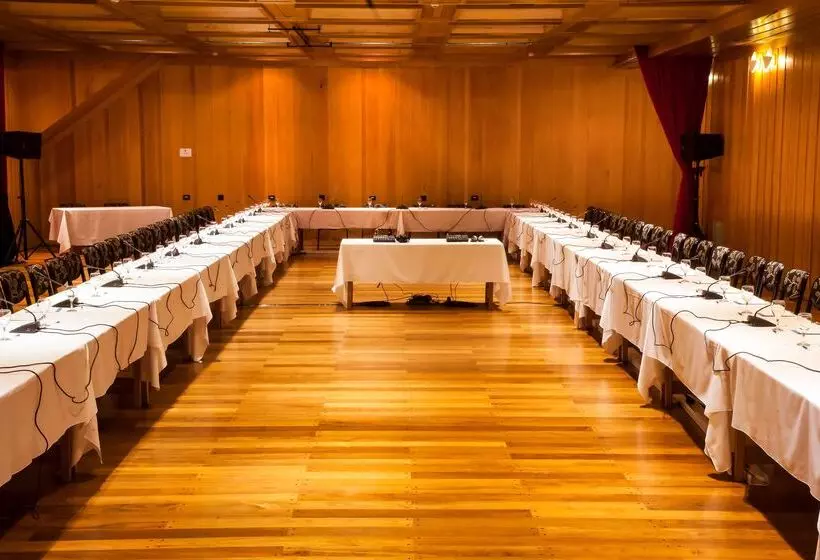 هتل NH Bariloche Edelweiss