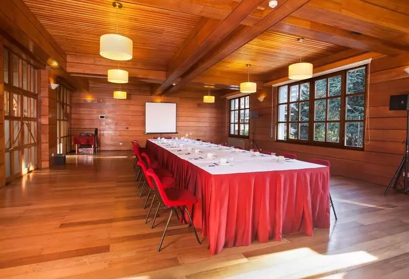 هتل NH Bariloche Edelweiss