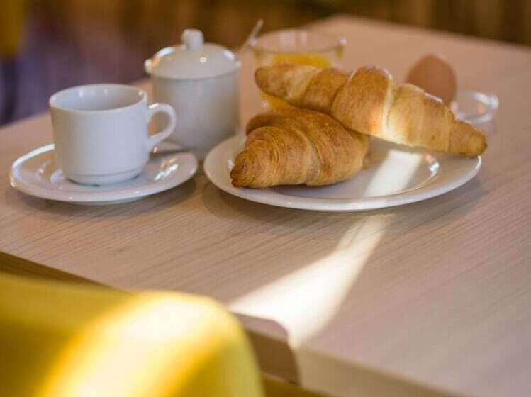 هتل Olympia In Bruges