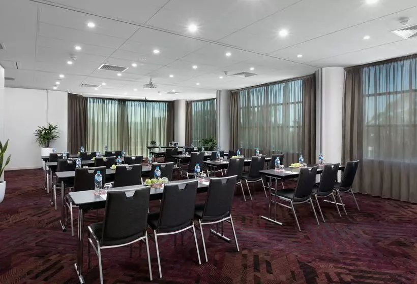 فندق Rydges Parramatta