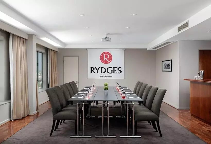 فندق Rydges Parramatta