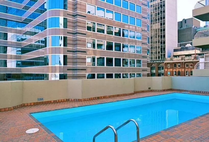 Metro Apartments On King