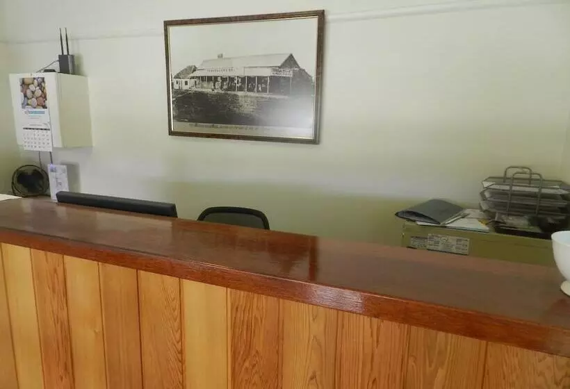 모텔 Travellers Rest Motor Inn Swan Hill