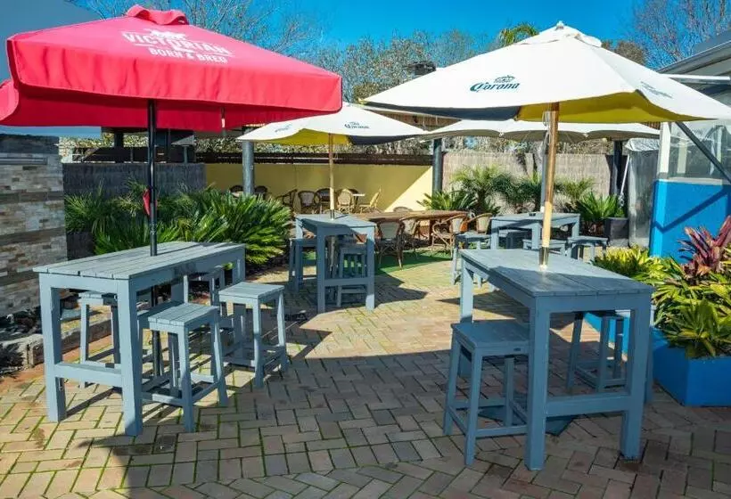 Peppermill Inn Motel