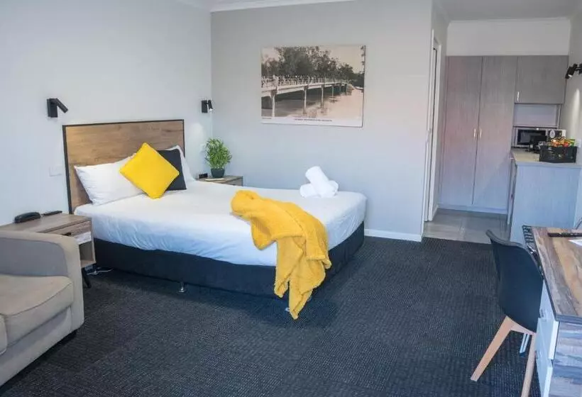 Peppermill Inn Motel