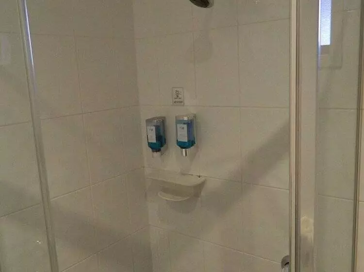 Werribee Motel And Apartments