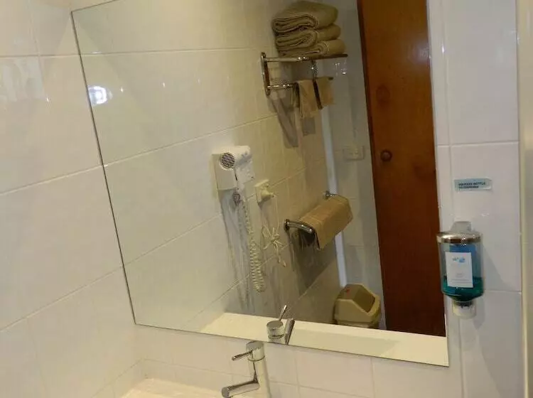 Werribee Motel And Apartments