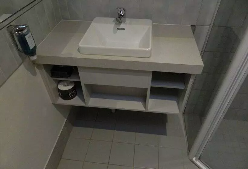 Werribee Motel And Apartments