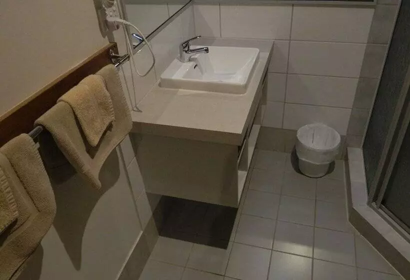 Werribee Motel And Apartments