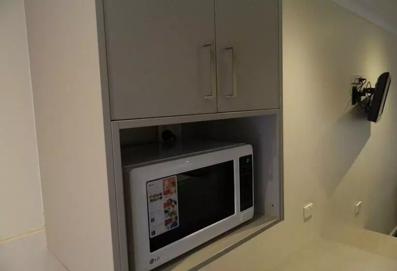 Werribee Motel And Apartments