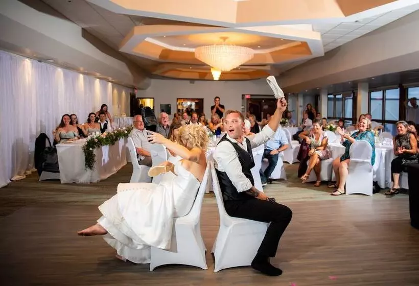 Hotel Anchor Inn And Suites