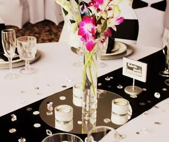 Hotel Anchor Inn And Suites