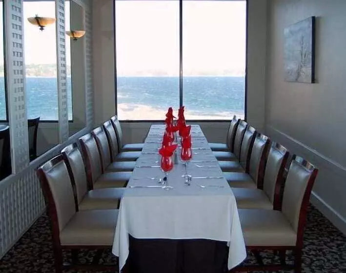 Hotel Anchor Inn And Suites