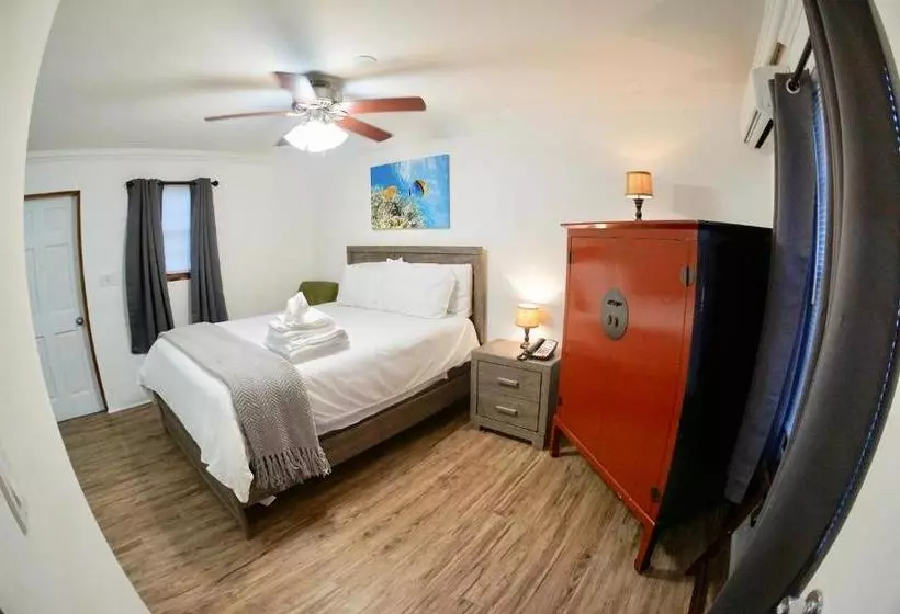 هتل Aunt Nea S Inn