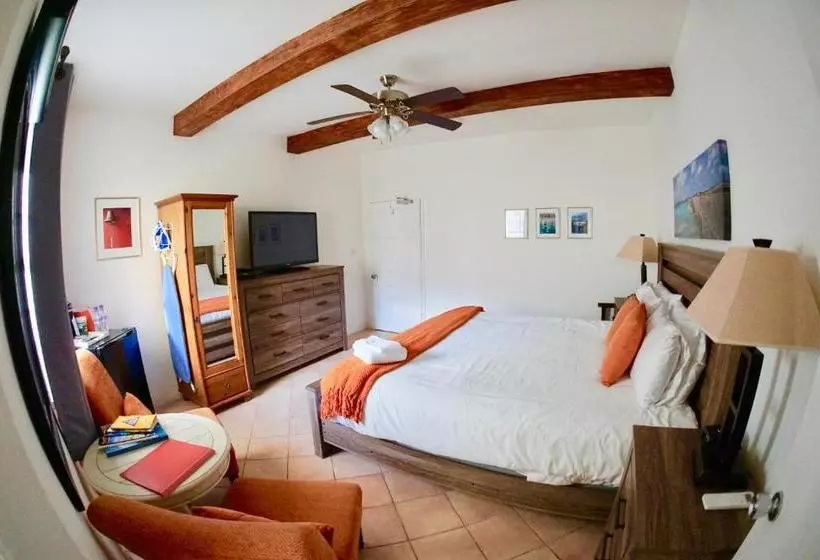 هتل Aunt Nea S Inn