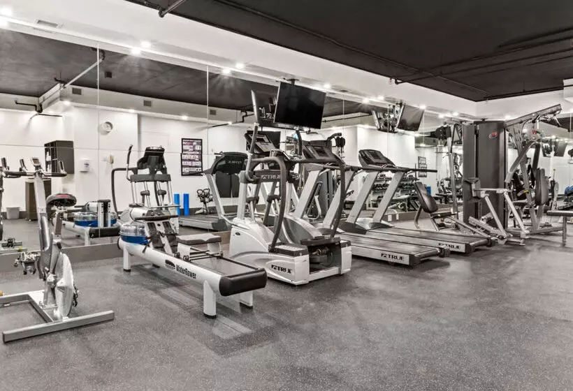 Best Western Premier Calgary Plaza Hotel & Conference Centre