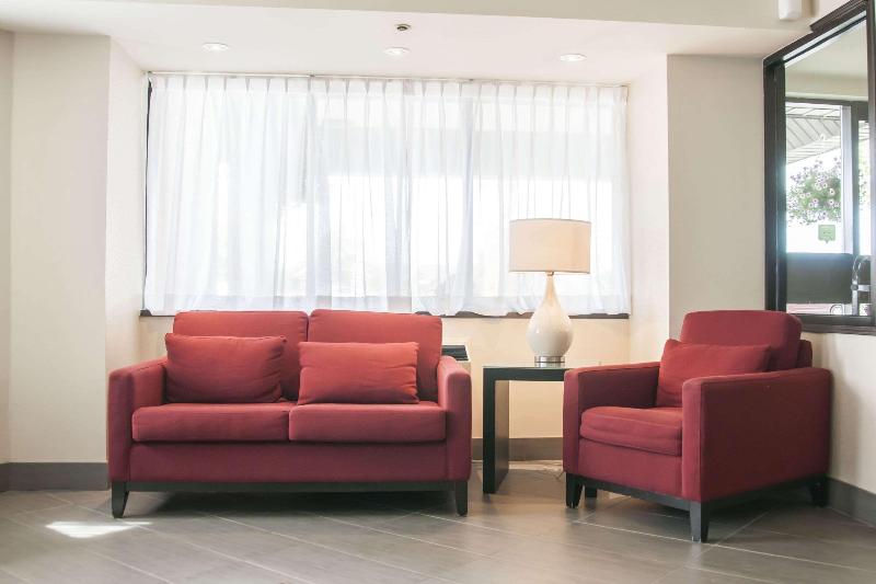 فندق Comfort Inn South