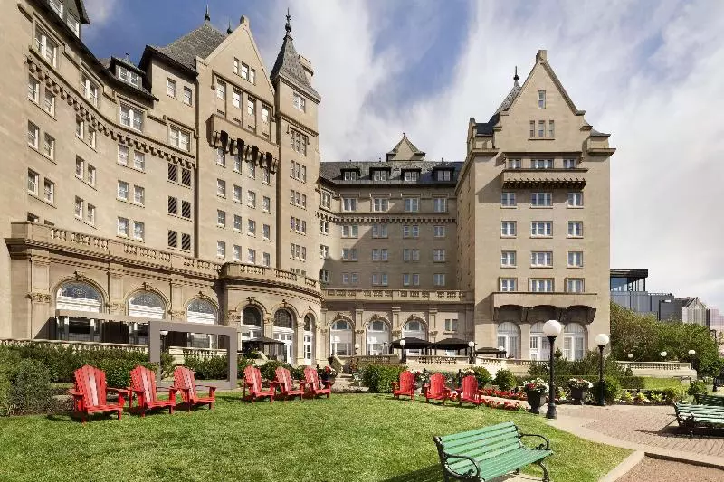 Fairmont Hotel Macdonald