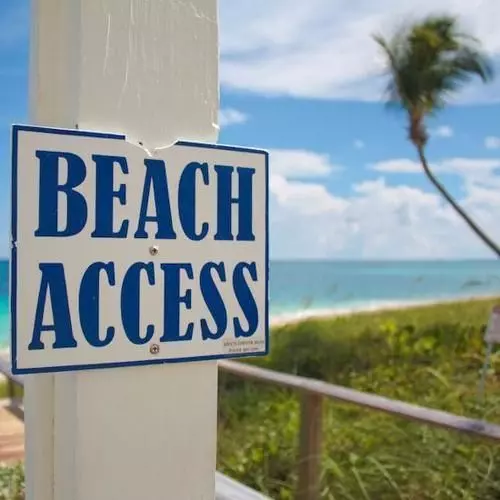 هتل Hope Town Harbour Lodge