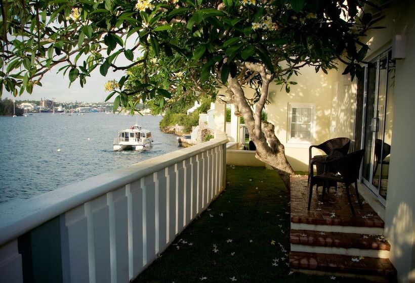 هتل Newstead Belmont Hills Golf Resort & Spa