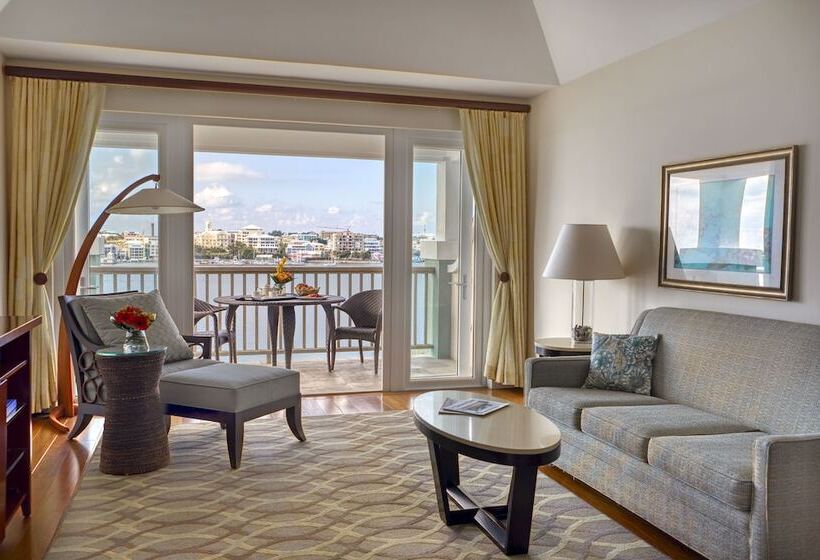 هتل Newstead Belmont Hills Golf Resort & Spa