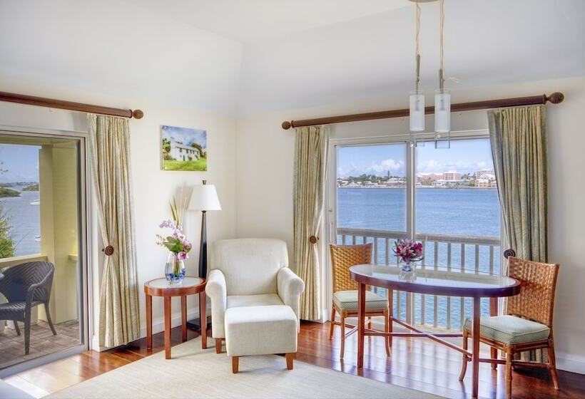 هتل Newstead Belmont Hills Golf Resort & Spa