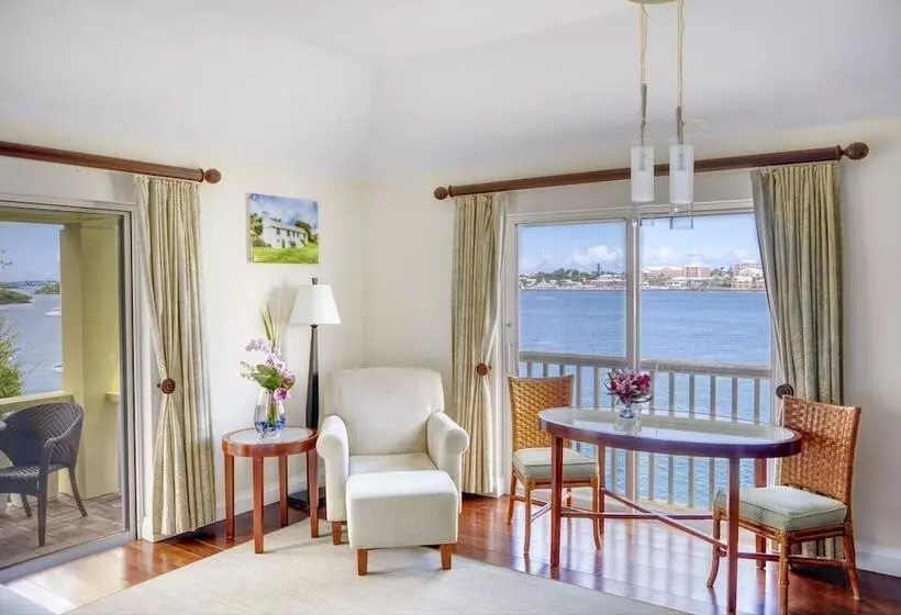 هتل Newstead Belmont Hills Golf Resort & Spa