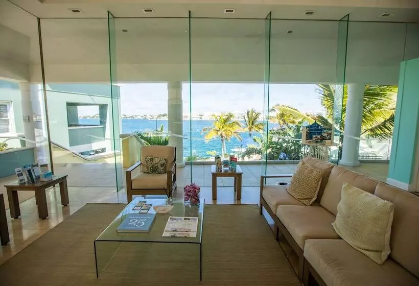 هتل Newstead Belmont Hills Golf Resort & Spa