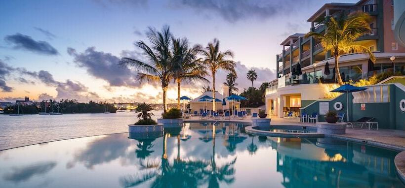 هتل Newstead Belmont Hills Golf Resort & Spa