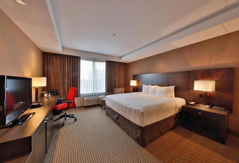 Edmonton Hotel And Convention Centre