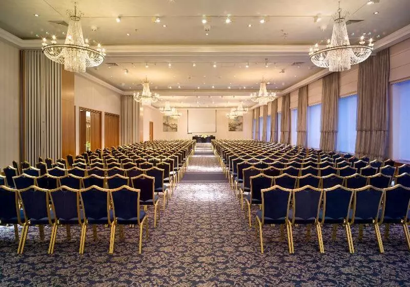 호텔 Sofia Balkan Palace