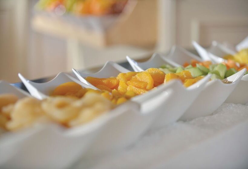 هتل Fairmont Southampton All Inclusive