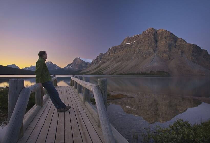 استراحتگاه Banff Park Lodge