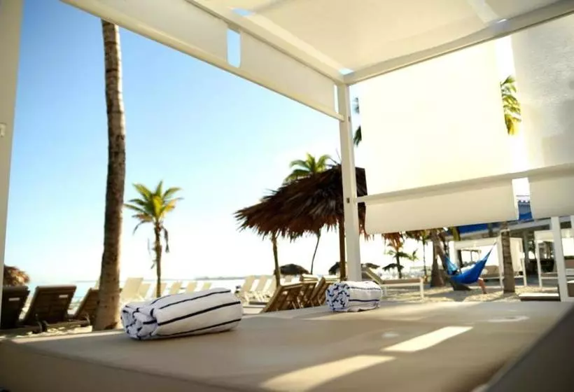 אתר נופש Meliá Nassau Beach